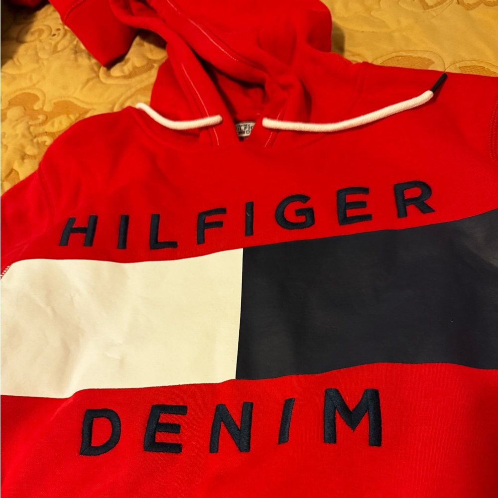 Tommy hilfiger hoodie